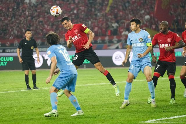 【中超】周定洋弑杀旧主 蓉城2比0河南队止连败