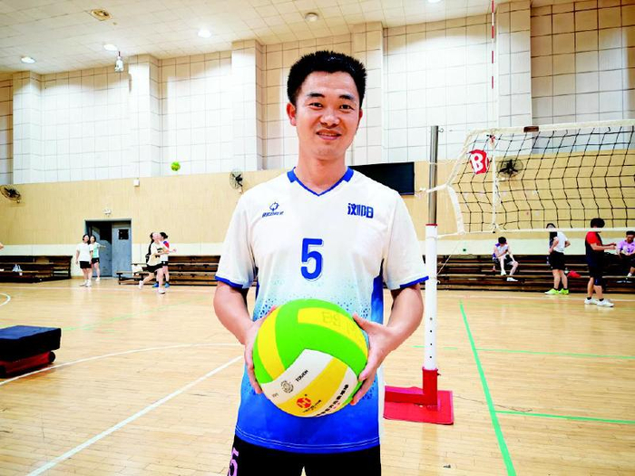 “篮球打到40岁，气排球打到60岁！”
